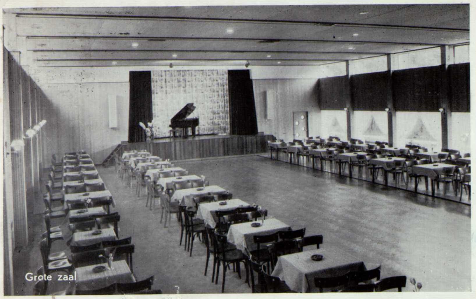 De-Waarbeek-grote-zaal-1962.jpg