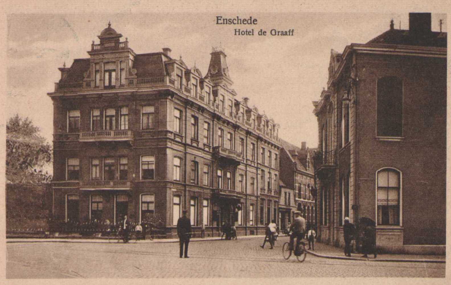 Hotel-de-graaff-1930.jpg