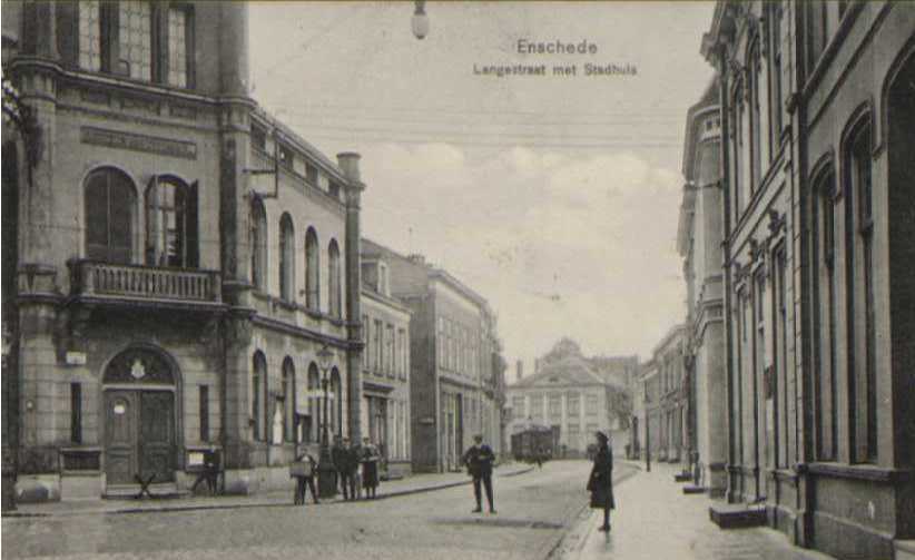 Langestraat-oude-stadhuis-1915.jpg