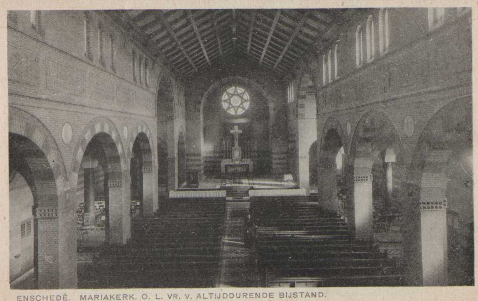 Mariakerk-interieur-1942.jpg