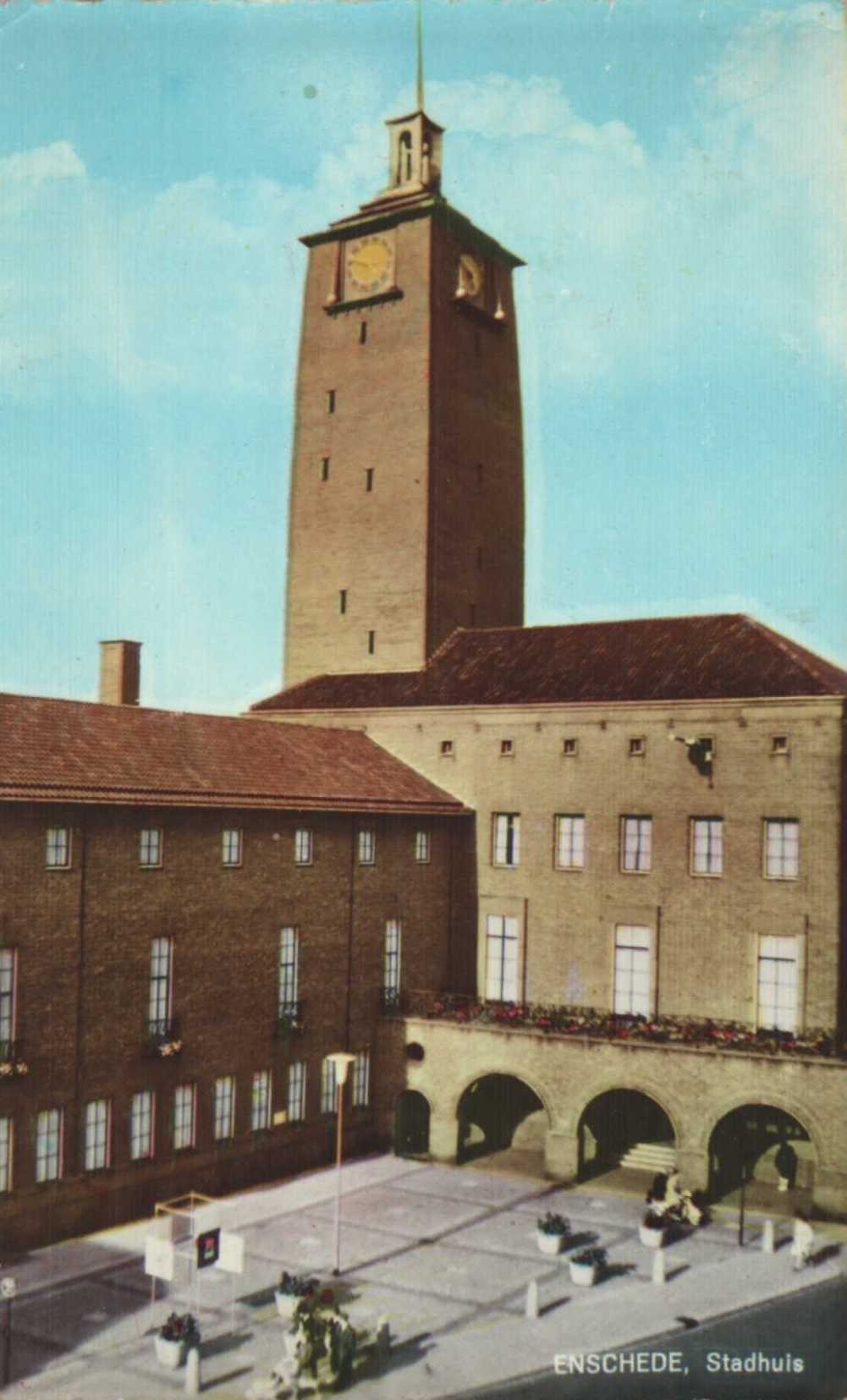 Stadhuis-kleur-1964.jpg