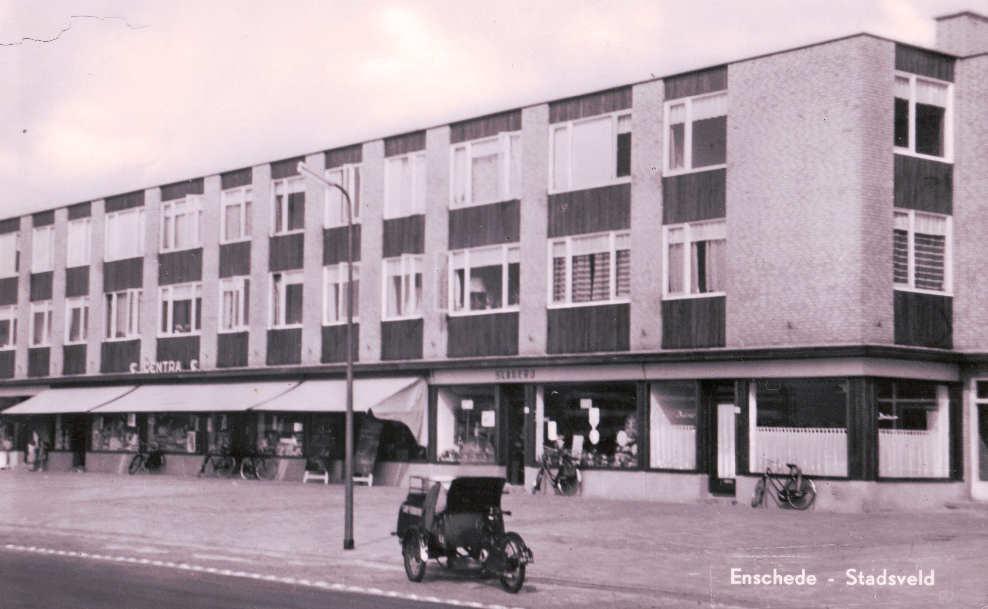 Winkelcentrum-stadsveld-1959-886c346d.jpg